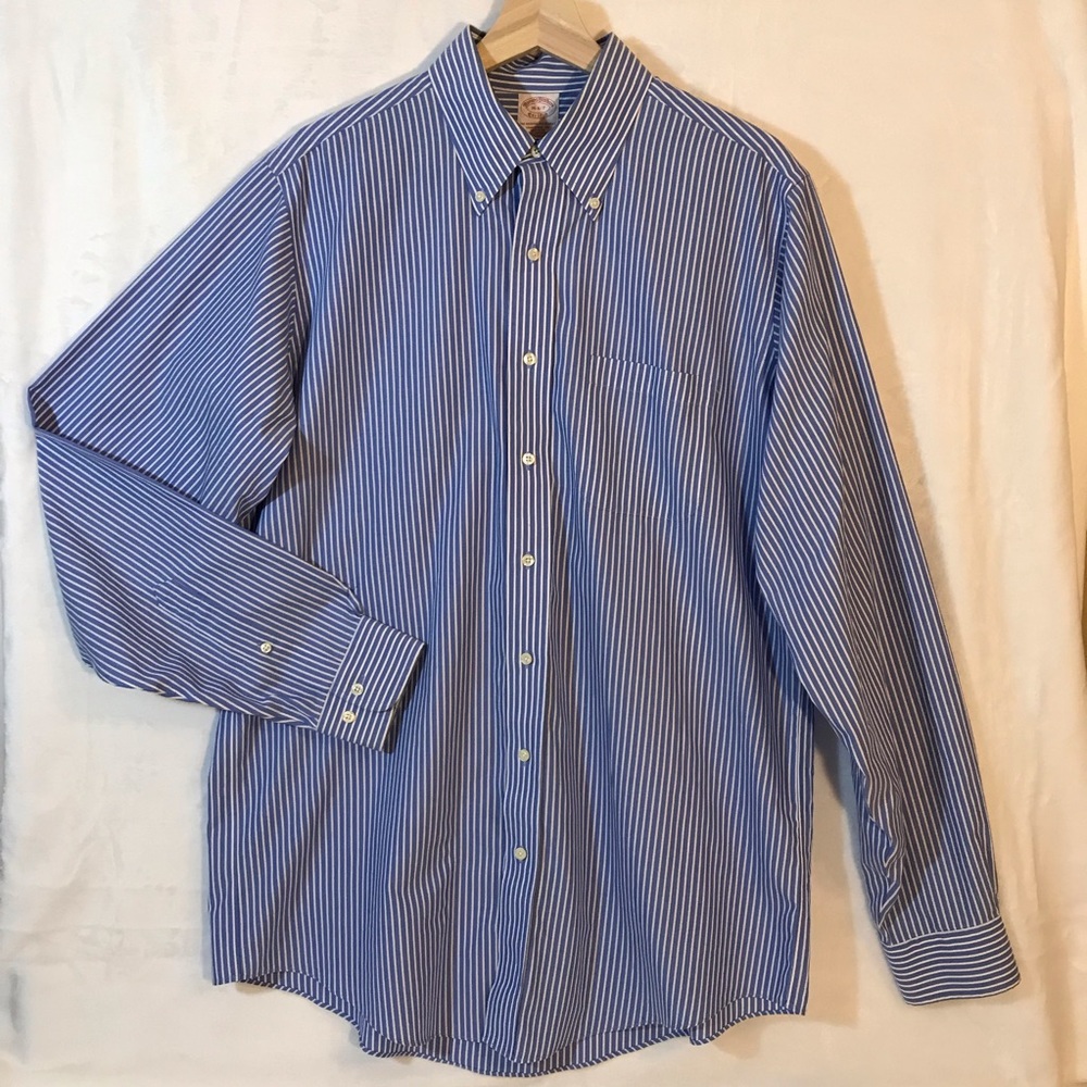 Brooks‎ Brothers Men’s Blue and White Striped shirt